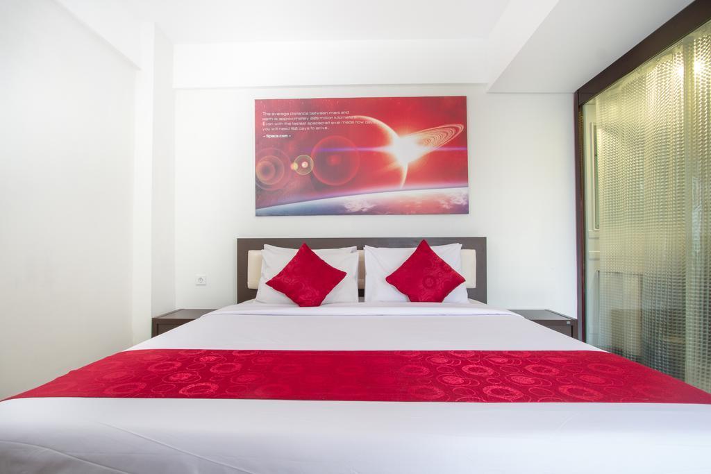 Mars City Hotel Denpasar Exterior foto