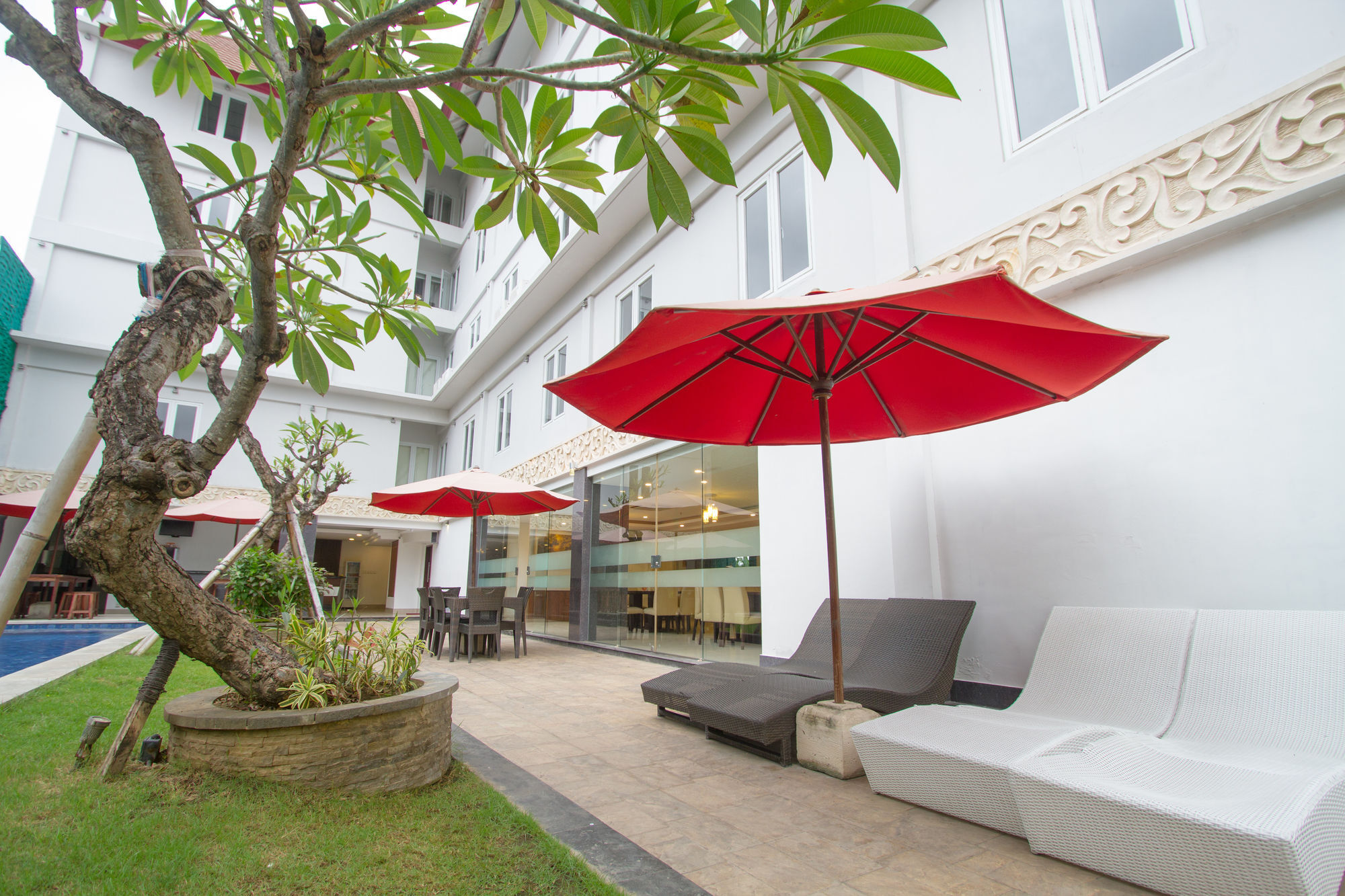 Mars City Hotel Denpasar Exterior foto