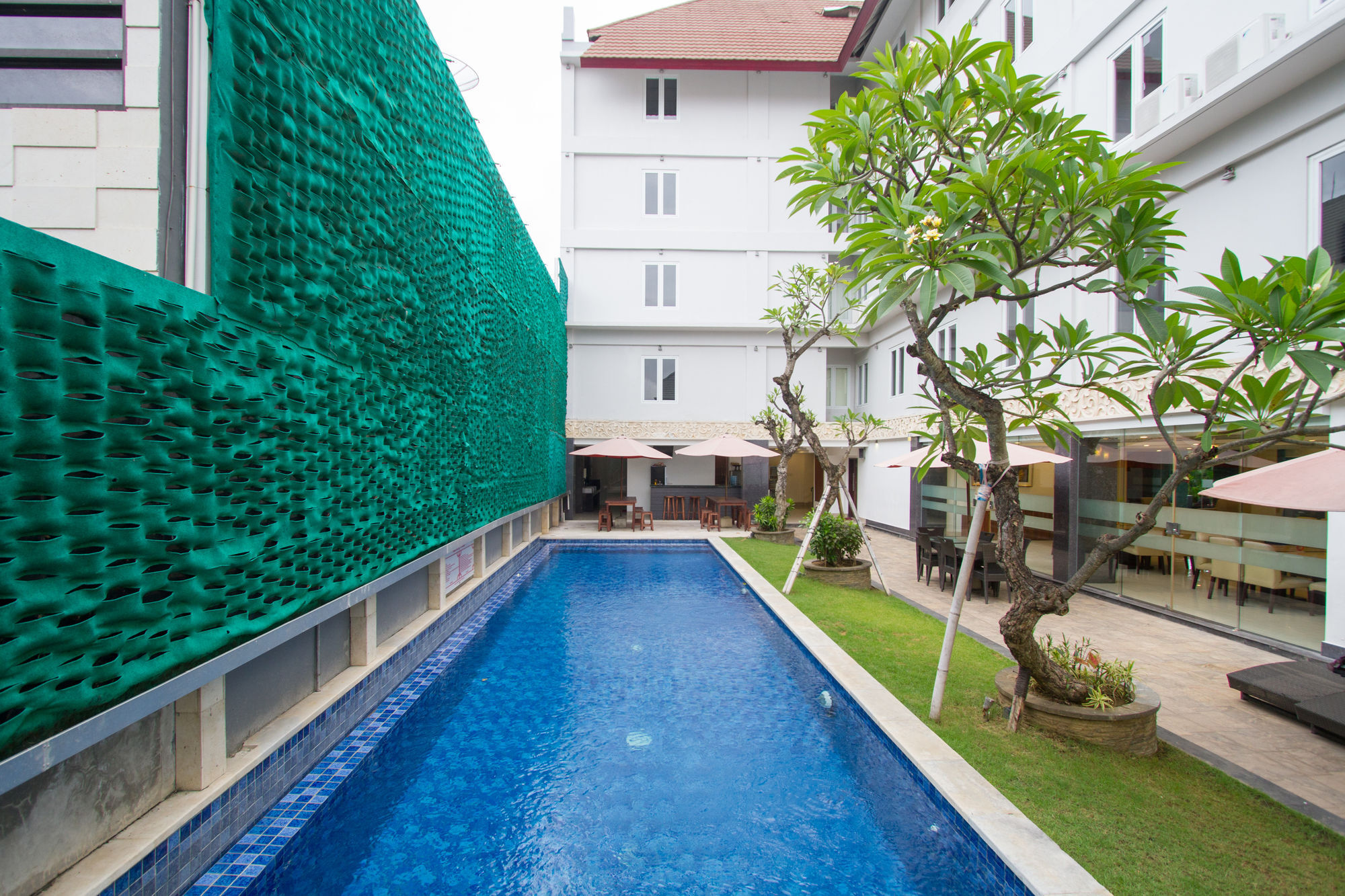 Mars City Hotel Denpasar Exterior foto