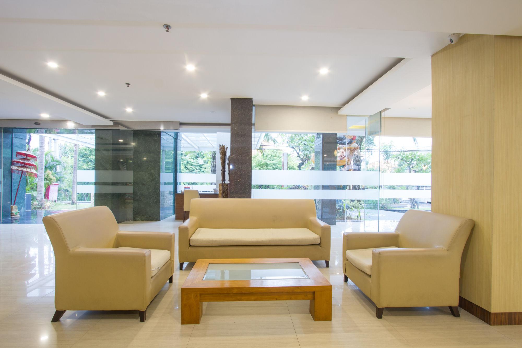 Mars City Hotel Denpasar Exterior foto